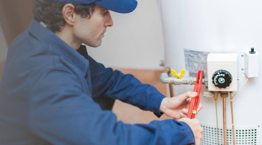Local expert plumbing services in Round Mountain, TX